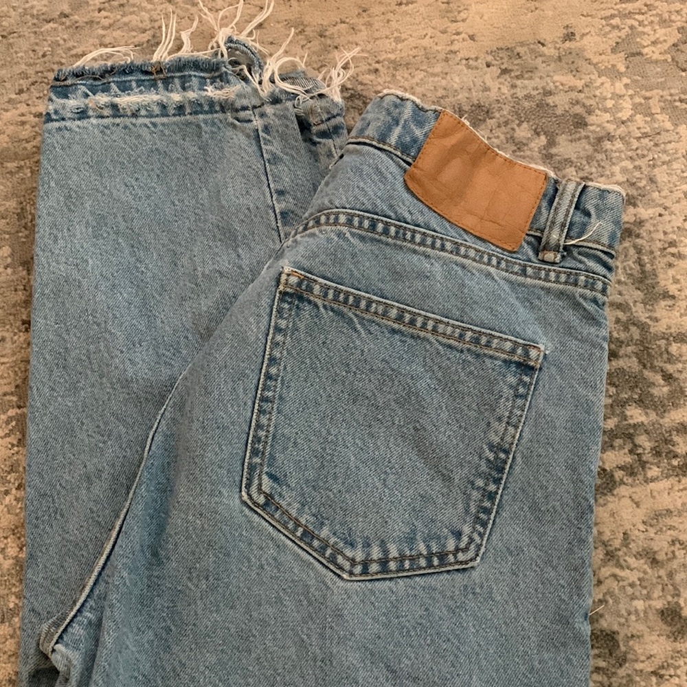 Zara distressed light wash jeans